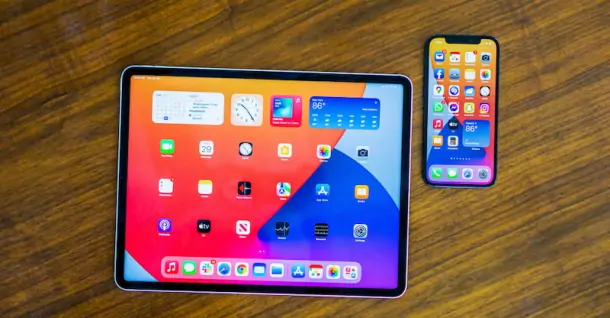 Nên mua iPhone hay iPad? Đâu là sự lựa chọn phù hợp hơn?