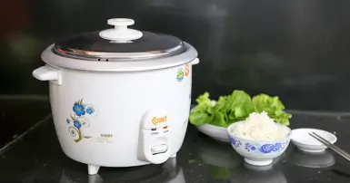Nồi cơm điện Comet có tốt không? Có nên mua không?