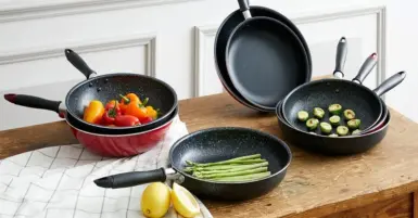 Lớp chống dính của chảo là chất gì?