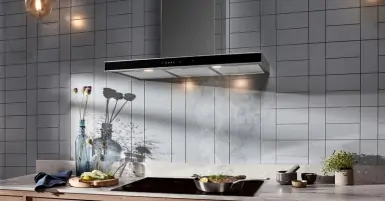 Máy hút mùi áp tường là gì, có ưu - nhược điểm ra sao?