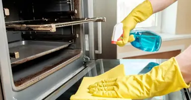 Cách vệ sinh lò nướng bị rỉ sét bằng các nguyên liệu đơn giản