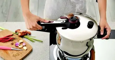 Cách xả van nồi áp suất hiệu quả và an toàn