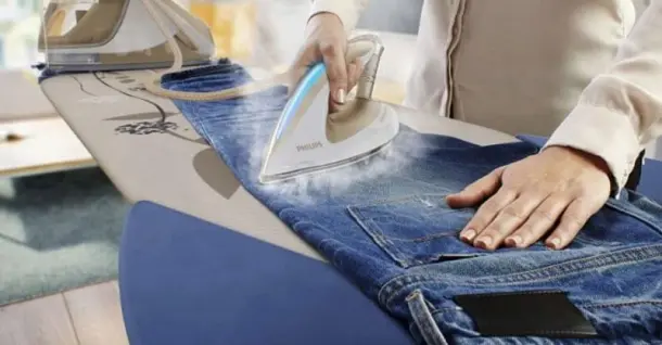 Quần jeans có ủi được không và những cách giữ quần jeans luôn bền đẹp