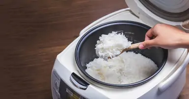 Hướng dẫn cách nấu cơm điện không bị cháy đơn giản tại nhà