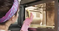 Nguy&ecirc;n nh&acirc;n v&agrave; c&aacute;ch xử l&yacute; khi l&ograve; vi s&oacute;ng bị rỉ s&eacute;t b&ecirc;n trong