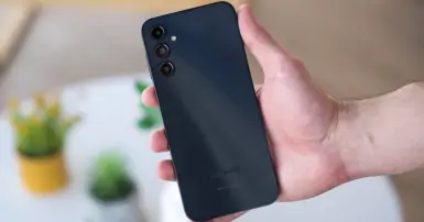 Lộ diện thiết kế Galaxy A15: Màn hình phẳng, cảm biến vân tay và cổng sạc USB-C