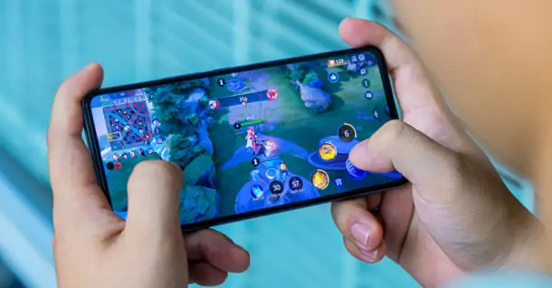 Mua smartphone chơi game giá 7 triệu thì nên cân nhắc dòng điện thoại nào?