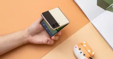 Điện thoại gập sẽ chiếm gần 2% thị phần trong năm 2023? Có thật là như vậy?