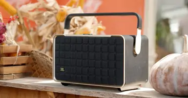 Trải nghiệm loa JBL Authentics 300: Thiết kế ấn tượng, âm thanh tuyệt đỉnh