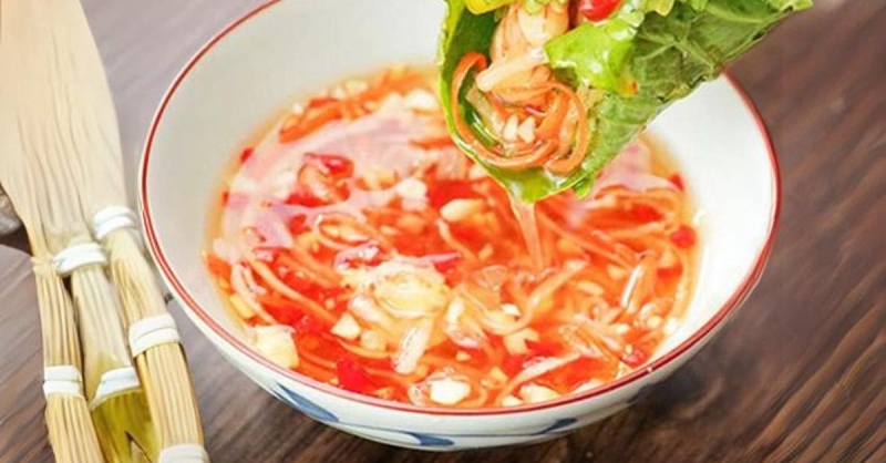 PHA NƯỚC MẮM CHẤM BÁNH XÈO MIỀN NAM ĐƠN GIẢN TẠI NHÀ