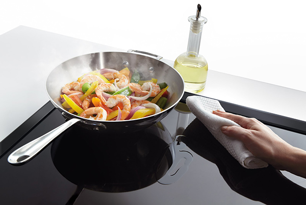 Cách nhận biết chảo dùng cho bếp từ đơn giản nhất bạn nên biết