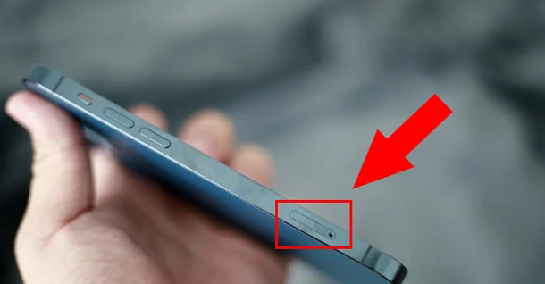 Có những loại iPhone lock nào?

