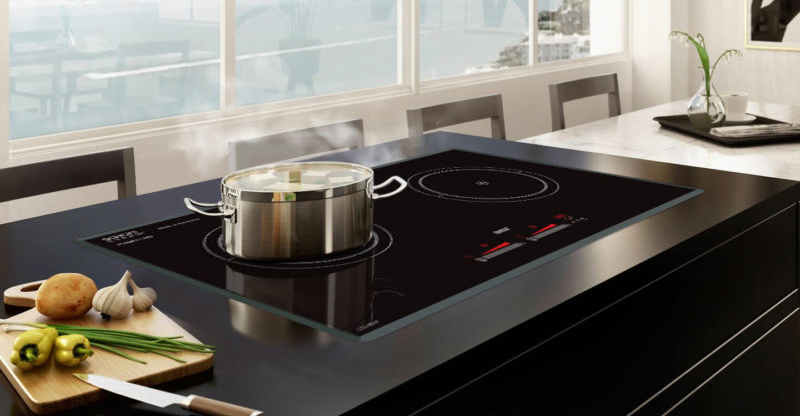 Kích thước lớn, yêu cầu khoét đá và tủ bếp tương thích Kích thước lớn, yêu cầu khoét đá và tủ bếp tương thích