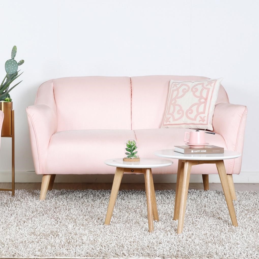 Bàn sofa đẹp cho phòng khách được xem là một trong những thiết kế nội thất hiện đại và sang trọng nhất. Chúng được thiết kế với nhiều mẫu mã, kiểu dáng và chất liệu khác nhau để đáp ứng nhu cầu của người sử dụng. Bạn sẽ phải ngỡ ngàng với những mẫu bàn sofa đẹp trong hình ảnh, mang đến cho không gian sống của bạn một phong cách riêng biệt, tinh tế và sang trọng.