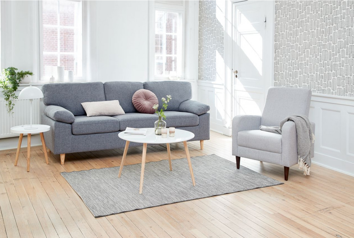 Với những lưu ý cho sở hữu chiếc bàn sofa đẹp, bạn sẽ có được một không gian sống sang trọng và ấm cúng hơn. AmiA tự hào giới thiệu đến bạn những mẫu bàn sofa đẹp và tinh tế nhất, hãy tham khảo ngay!