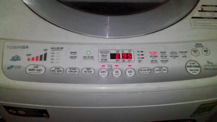 Máy giặt Toshiba Inventer D980 báo lỗi E95