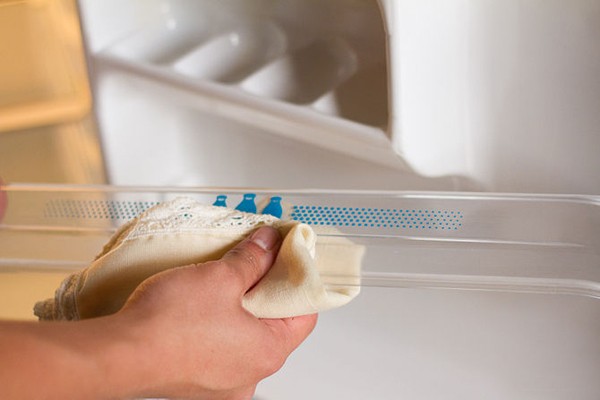 Bí quyết vệ sinh tủ lạnh siêu nhanh và siêu sạch để đón tết