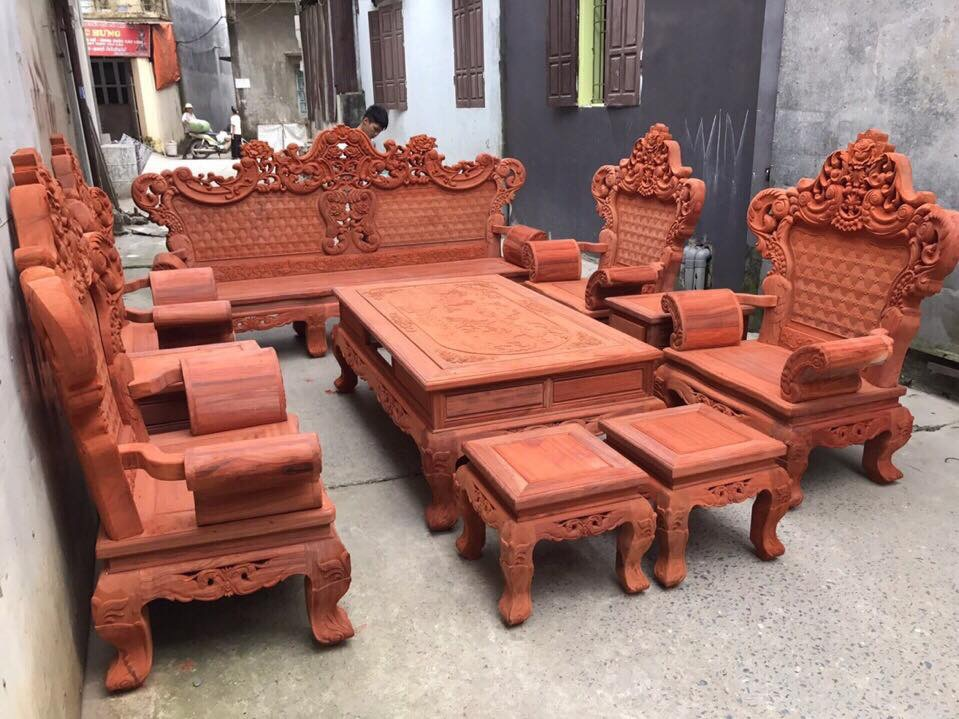 Top 7 mẫu bàn ghế phòng khách gỗ hương đỏ đẹp và độc đáo