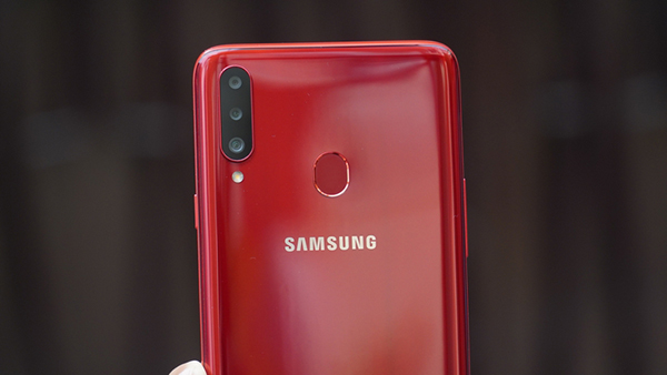 Đánh giá Samsung Galaxy A20s tại Việt Nam: Camera “ảo diệu”, màn hình kích thước lớn 6.5 inch, "Pin trâu", giá bán hấp dẫn