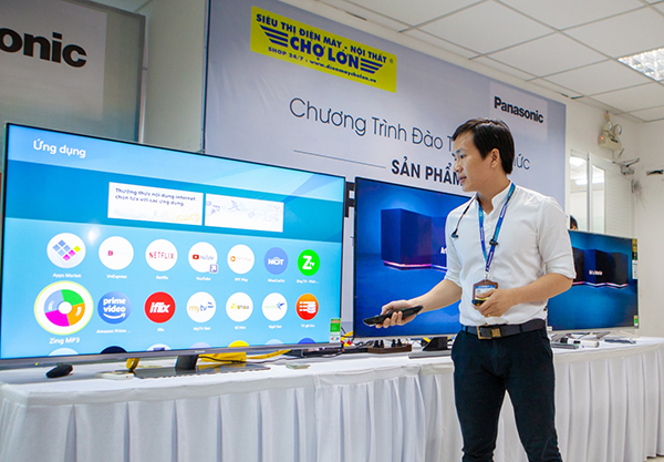 Điện Máy Chợ Lớn tổ chức chương trình đào tạo kiến thức sản phẩm cho dòng smart tivi Panasonic với sự tham gia của giám đốc Marukawa Yoichi