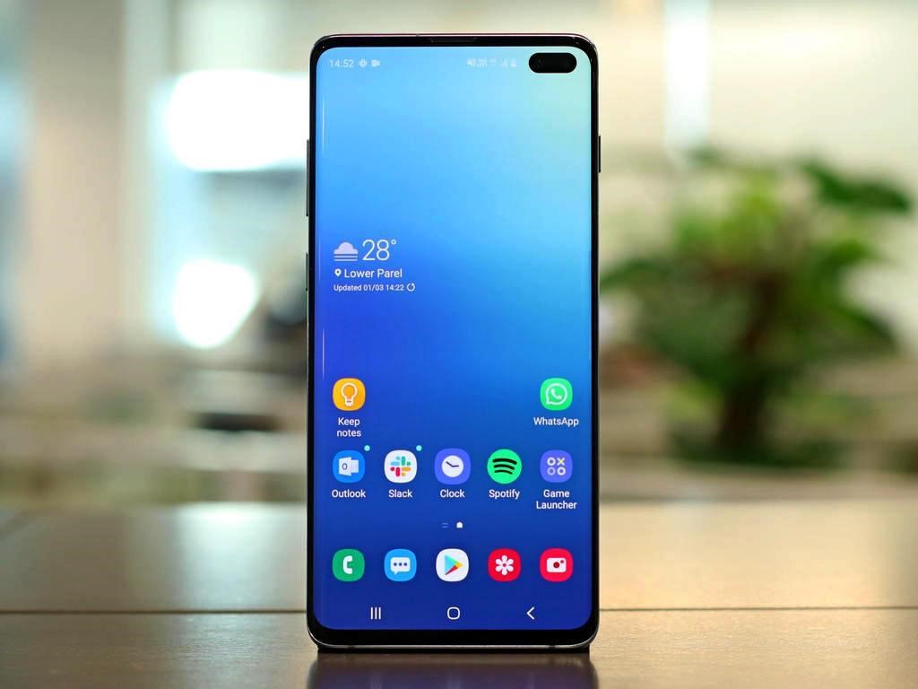 Lộ hình ảnh LG G7 ThinQ  chiếc smartphone tai thỏ của LG