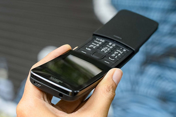 Đánh giá chi tiết “quả chuối” Nokia 8110: Kết nối Wifi, 4G, đồng bộ danh bạ với Gmail, giá 1,68 triệu đồng