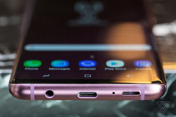 ,Galaxy S9, S9+ chính thức được ra mắt: camera 2 khẩu độ, thiết kế quen thuộc, AR Emoji, quay video 960fps