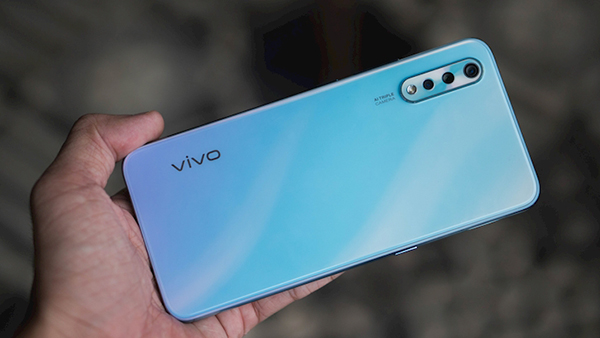 Vivo S1 - chiếc smartphone đúng nghĩa dành cho giới trẻ?