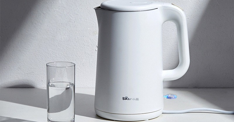 Với kết cấu chắc chắn 2 lớp, bình đun siêu tốc bằng nhựa có khả năng giữ nhiệt tốt. 