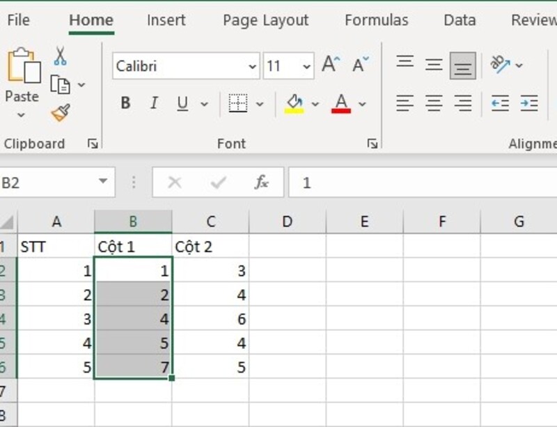 Công thức tính tổng trong Excel bằng tổ hợp phím tắt Alt bước 1