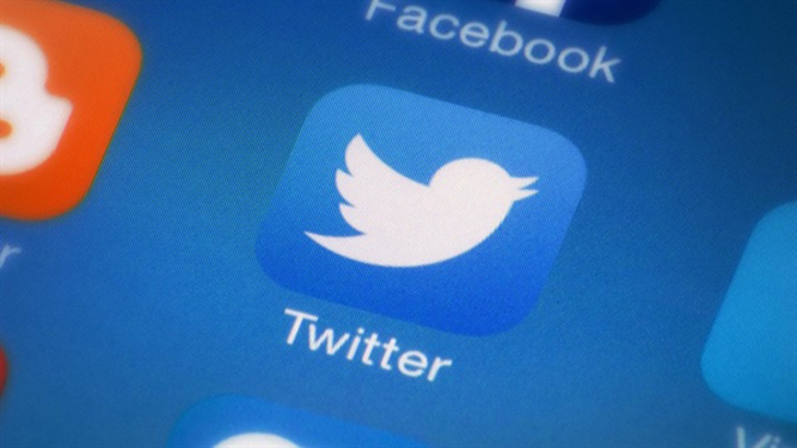 Twitter là một trang mạng xã hội có biểu tượng đặc trưng là hình con chim màu xanh