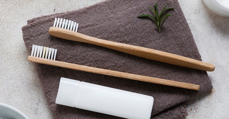 Cách làm sạch bàn chải đánh răng hiệu quả 