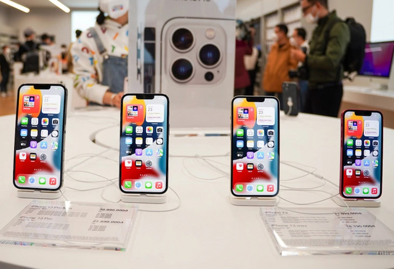 Có nên mua điện thoại iPhone hàng trưng bày không?