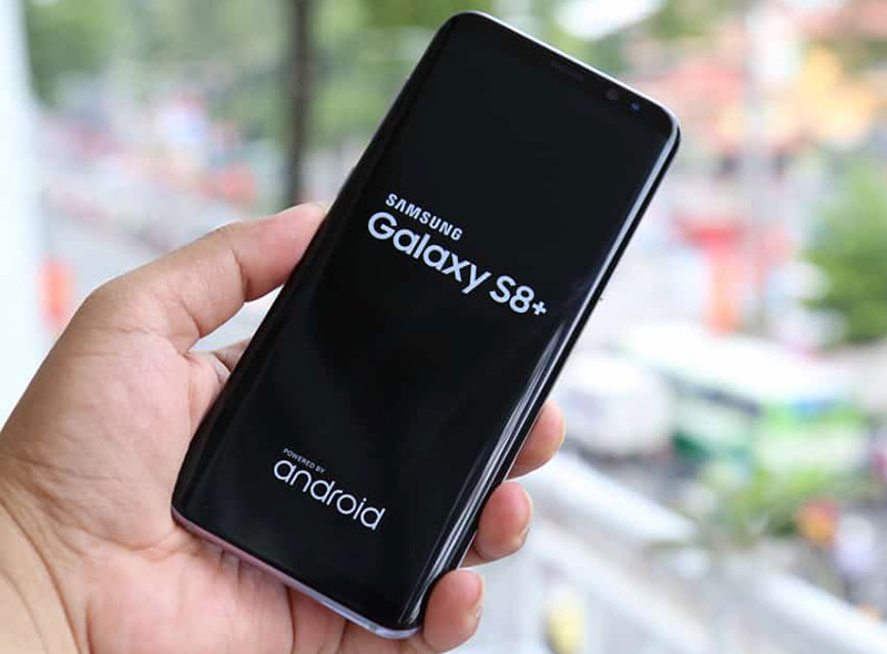 Khắc phục lỗi Samsung bị xanh màn hình bằng cách khởi động lại điện thoại