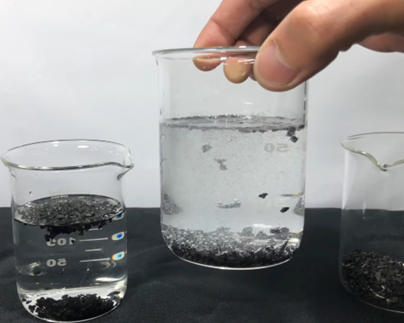 Kiểm tra chất lượng của than hoạt tính bằng nước