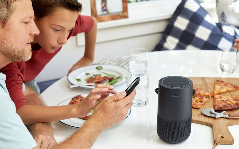 Loa Bluetooth Bose Homespeaker có thiết kế bắt mắt và tinh tế