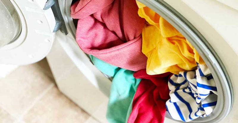 Lưu ý đến khối lượng quần áo khi giặt