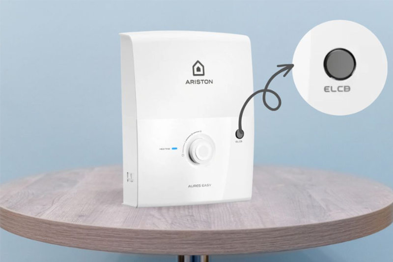 Ariston Aures Easy 3.5 trang bị cầu dao chống giật ELCB