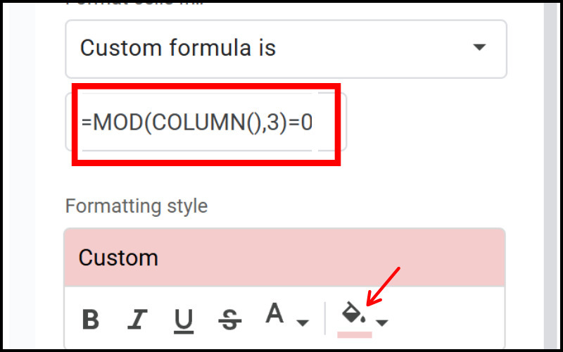 Công thức =MOD(COLUMN(),3)=0