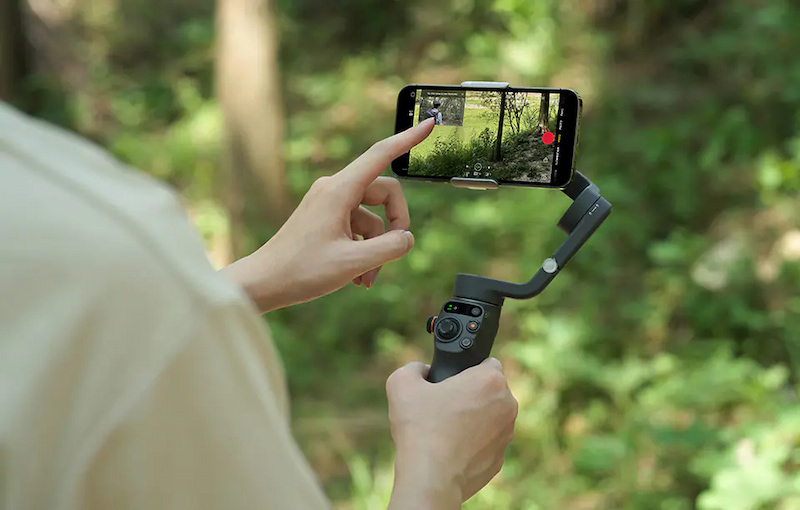 Cách cầm Gimbal đúng chuẩn