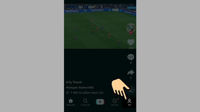Đăng nhập vào TikTok, chọn biểu tượng tôi ở góc dưới cùng bên phải