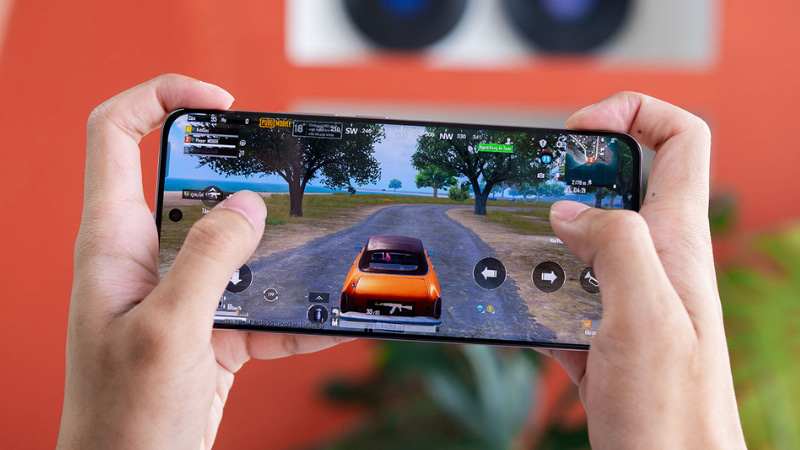 OPPO Reno12 5G chơi game mượt, giá rẻ