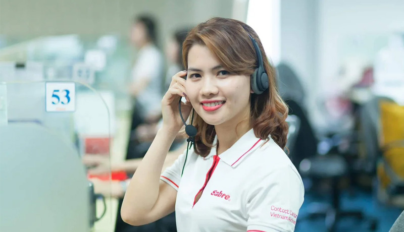 Liên hệ tổng đài Vietnam Airlines để tra cứu vé máy bay đã đặt