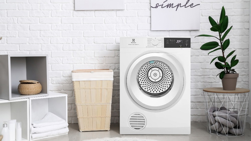 Máy Sấy Thông Hơi Electrolux 9 Kg EDS904H3WC