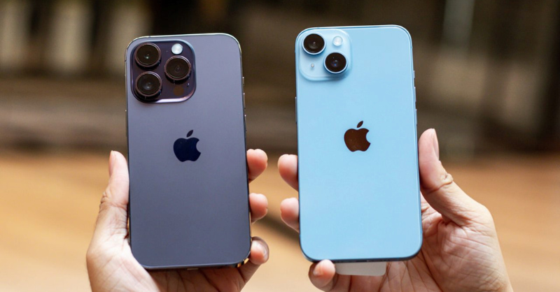 Nên mua iPhone quốc tế hay chính hãng