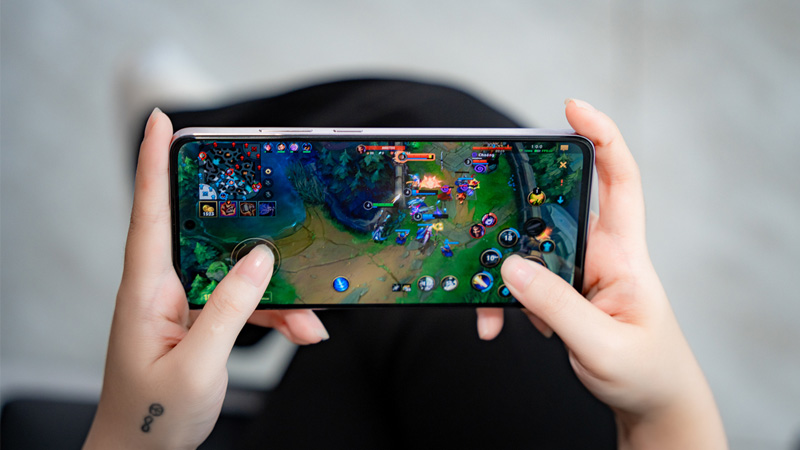 Trải nghiệm chơi game trên OPPO Reno12 F