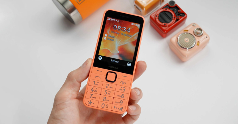 Diện mạo sang trọng của Nokia 220 4G