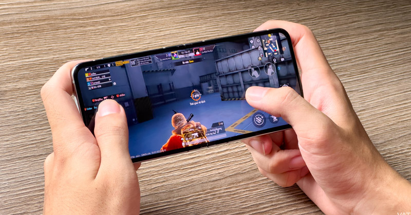 Galaxy Z Flip5 là mẫu điện thoại Samsung chơi game tốt đáng mua