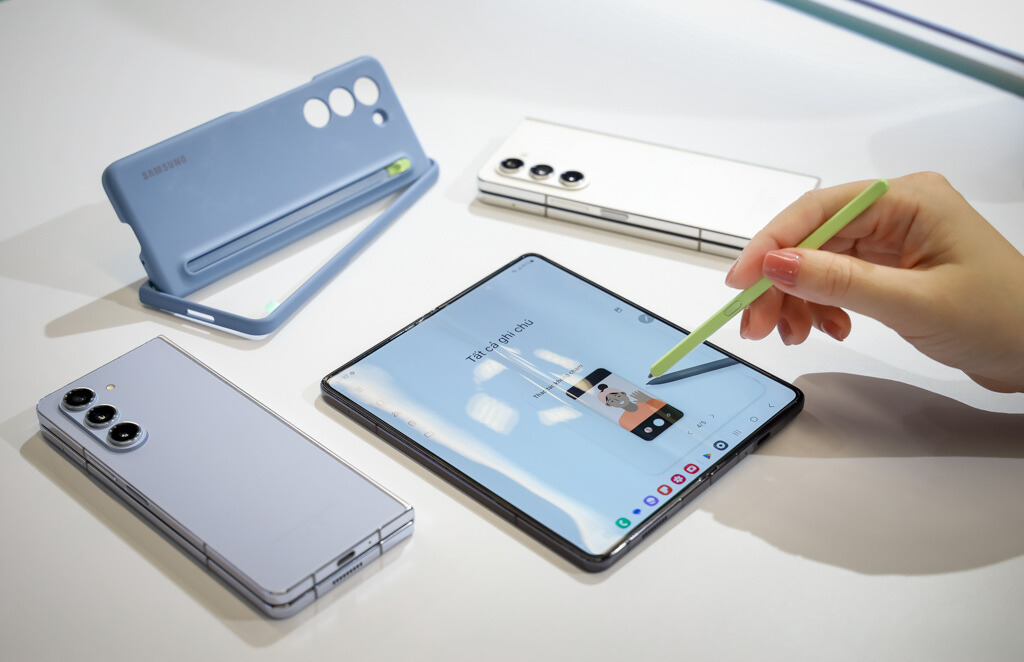 Samsung Galaxy Z Fold5 256GB được tích hợp bút S Pen