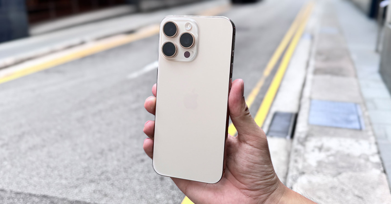 iPhone 16 Pro Max có phiên bản màu vàng Desert Titanium 